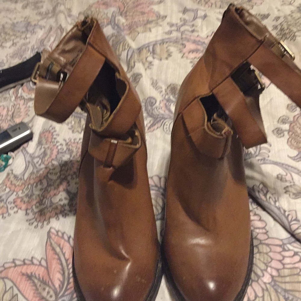 Shoe boot